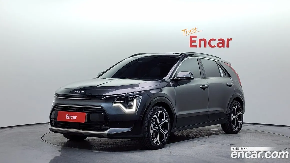 Kia Niro — фото 1