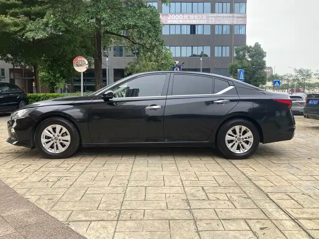 Nissan Teana — фото 10