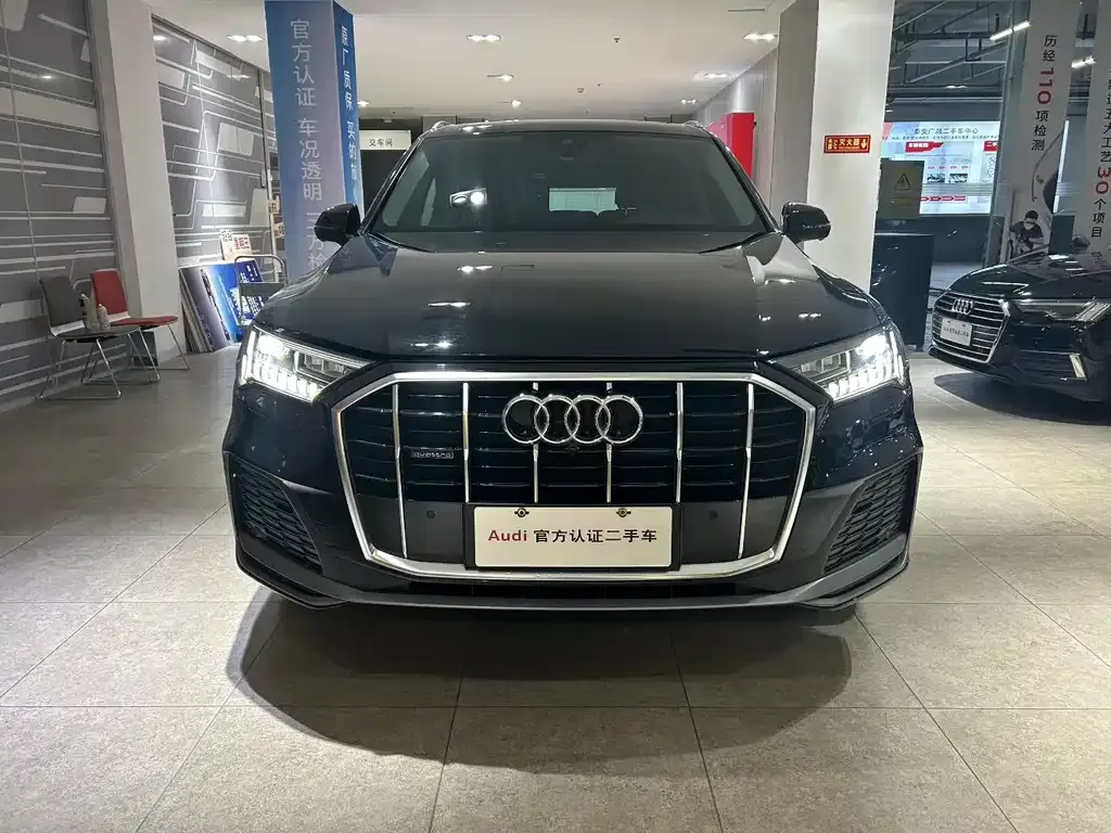 Audi Q7 — фото 2