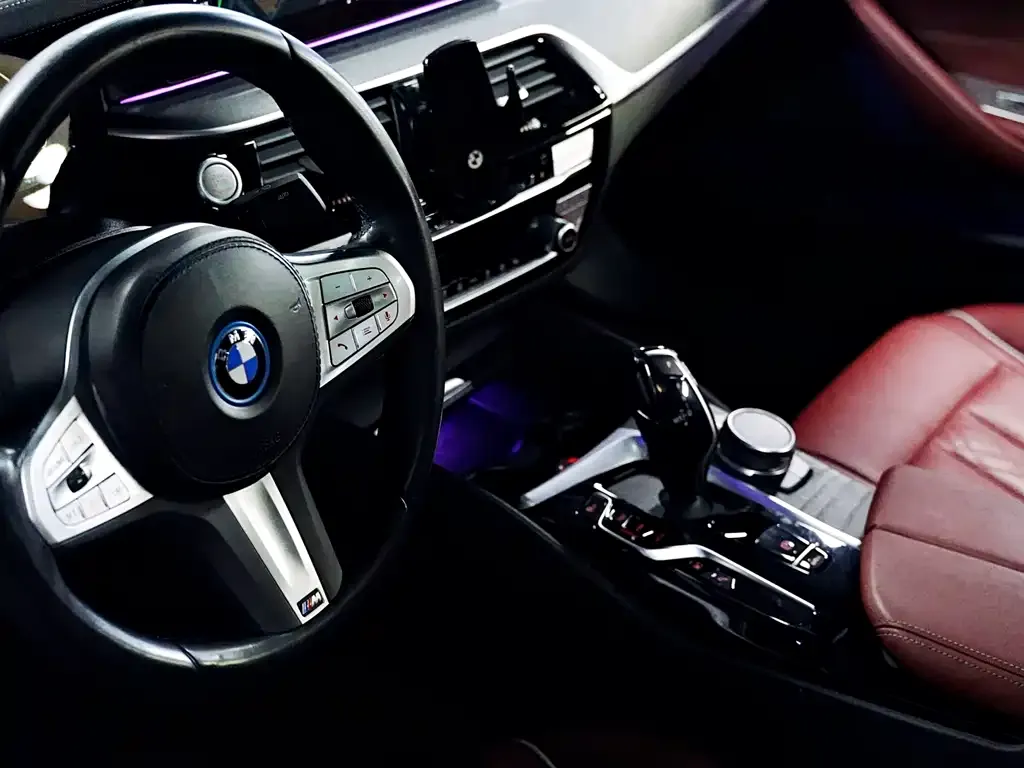 BMW 5 Series New Energy — фото 9