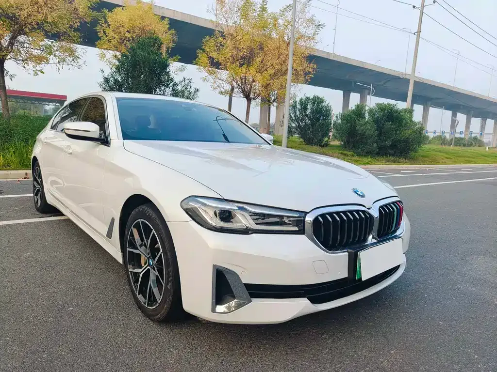 BMW 5 Series New Energy — фото 3