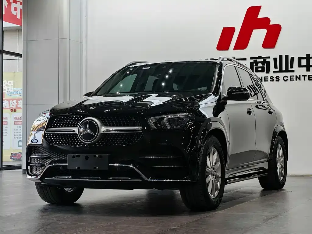 Mercedes-Benz GLE — фото 1