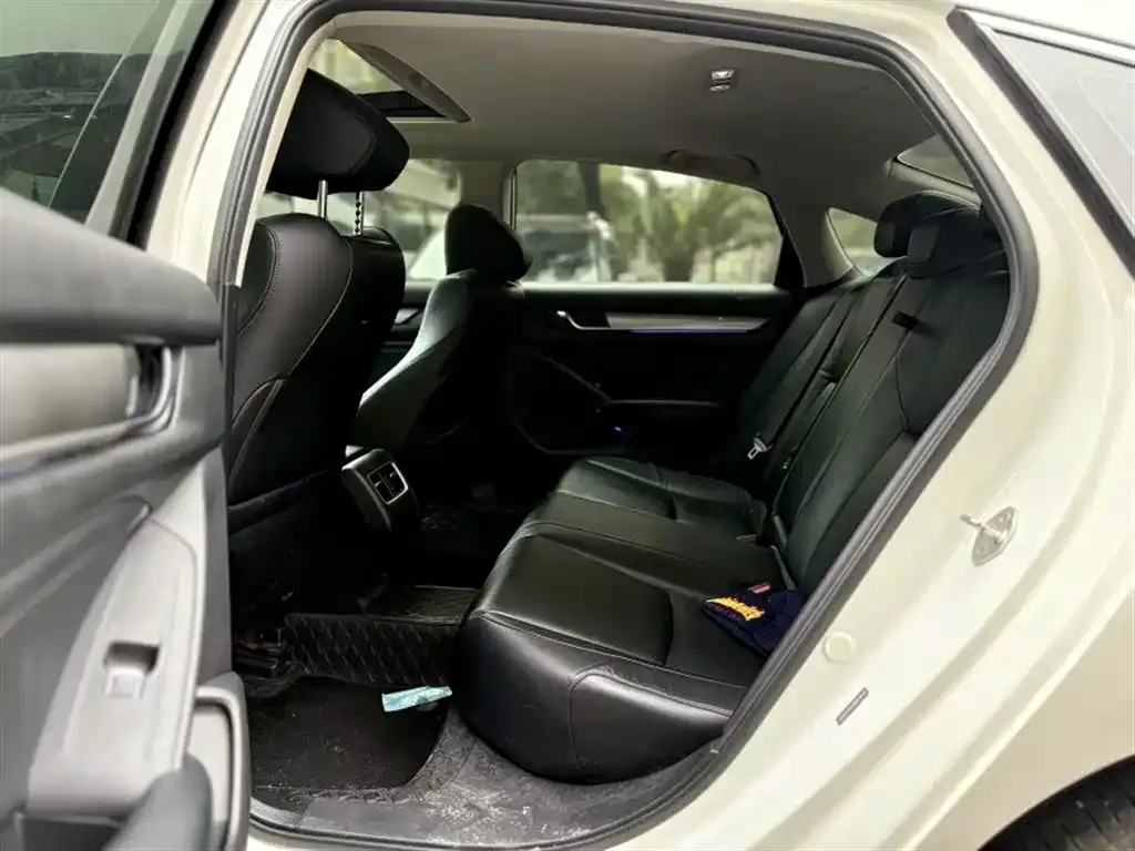 Honda Accord — фото 2