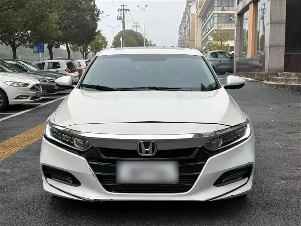 Honda Accord — фото 6