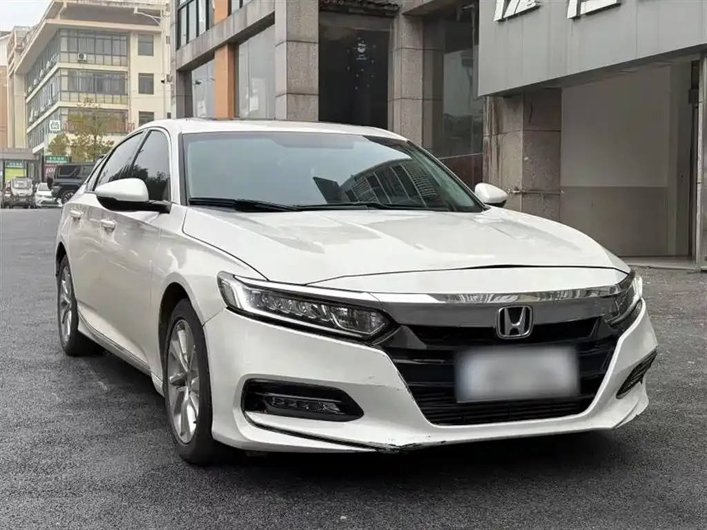 Honda Accord — фото 7