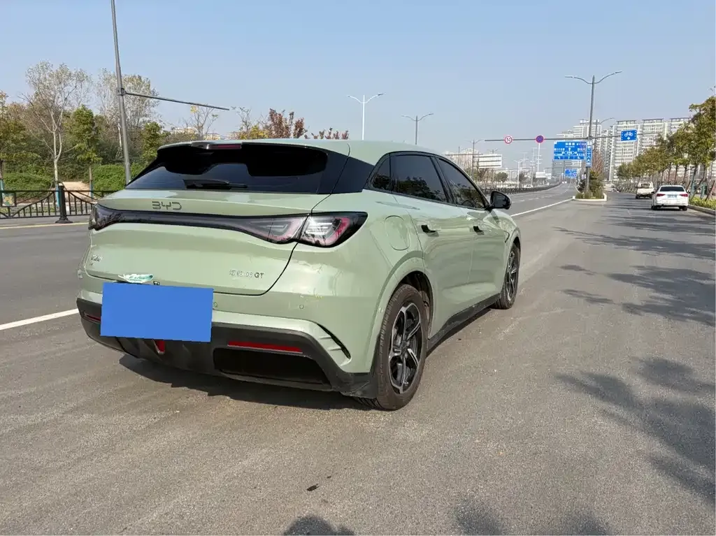 BYD Seal 06GT — фото 8