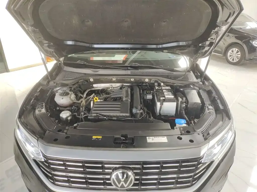 Volkswagen Passat — фото 10