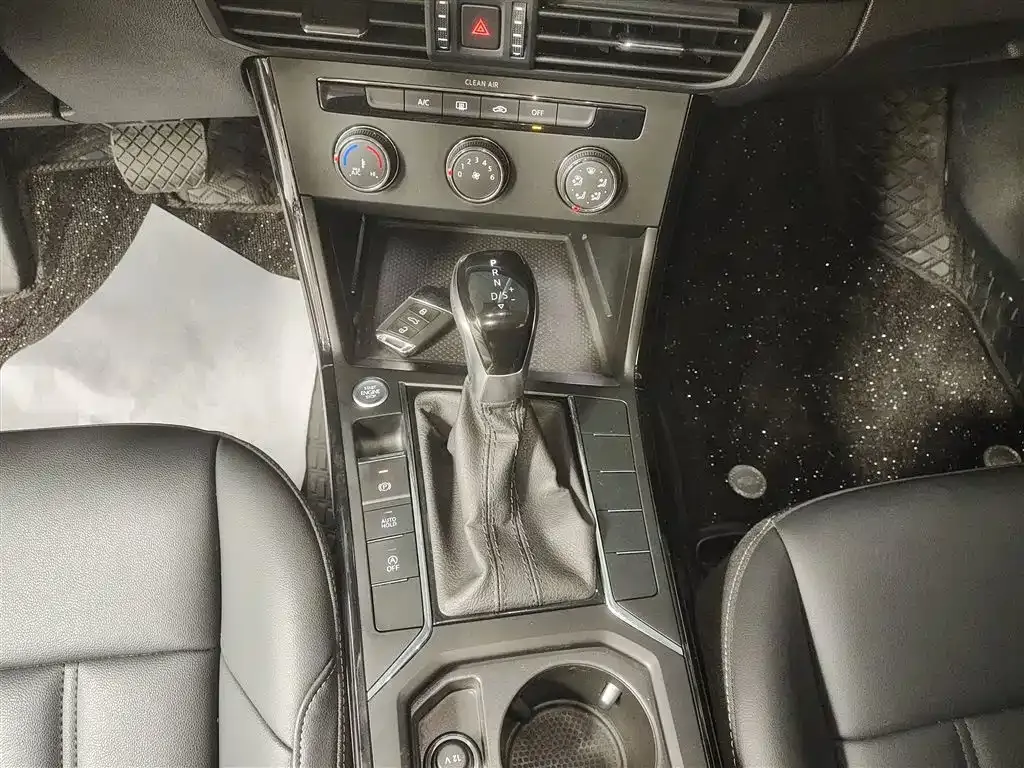 Volkswagen Passat — фото 6