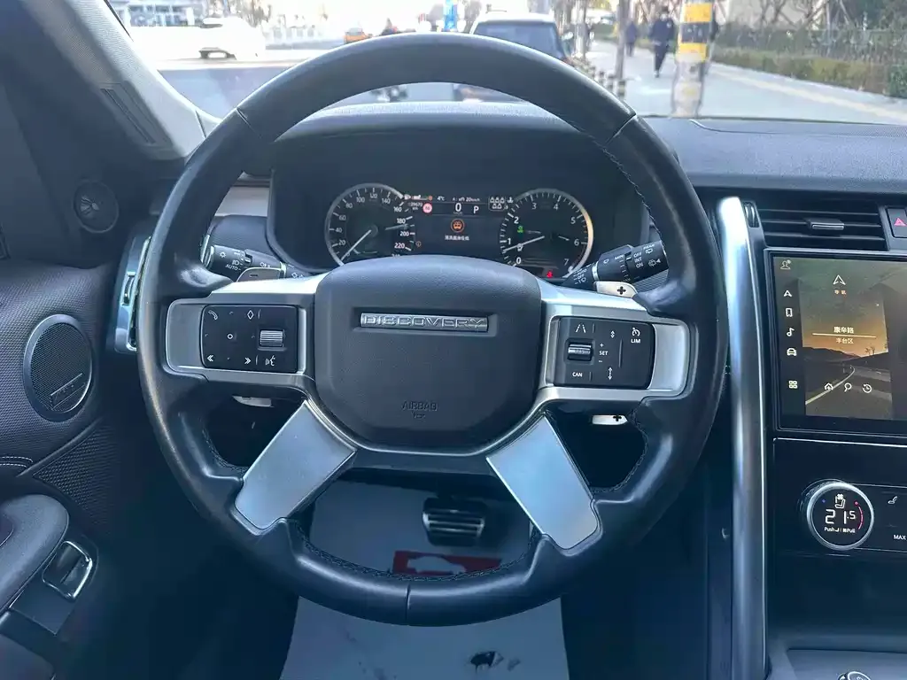 Land Rover Discovery — фото 10