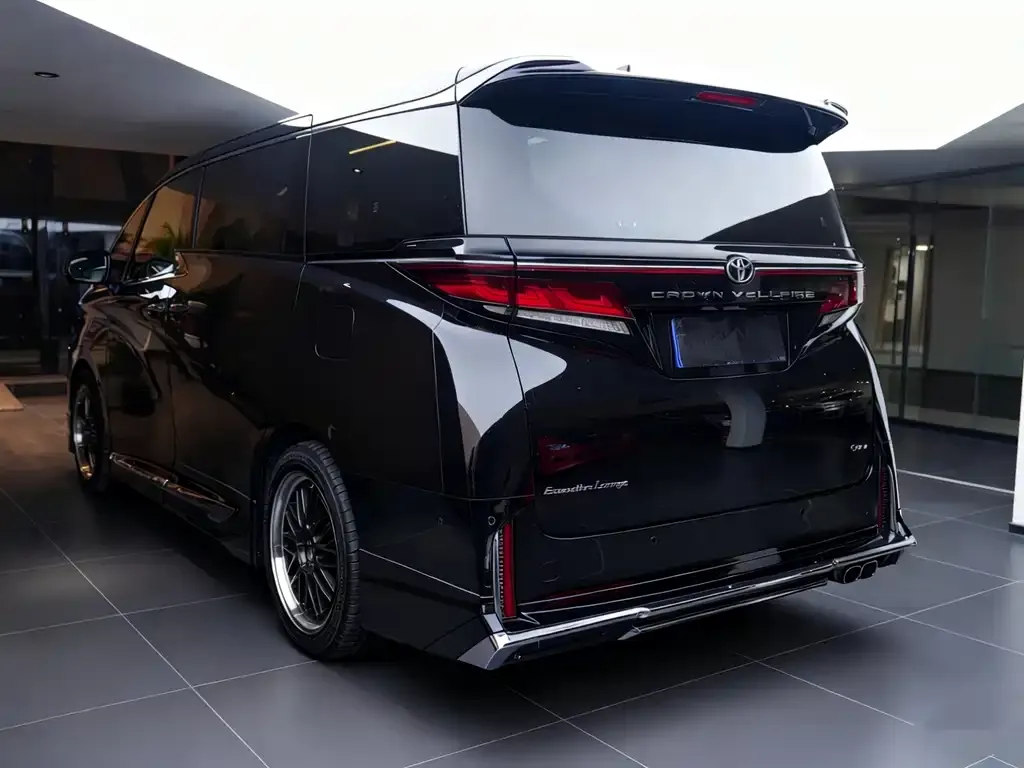 Toyota Vellfire — фото 6