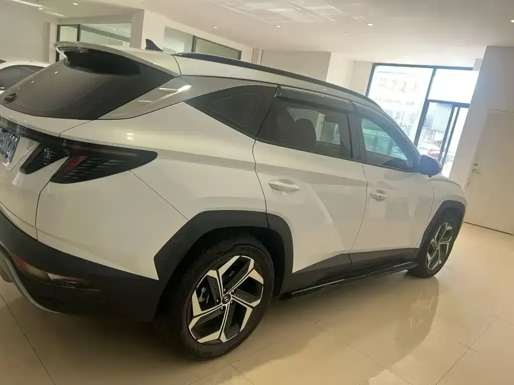 Hyundai Tucson — фото 4