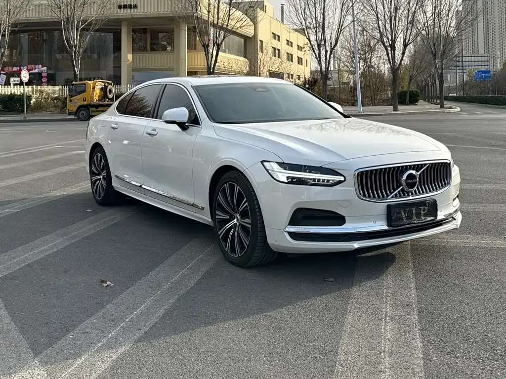 Volvo S90 — фото 3