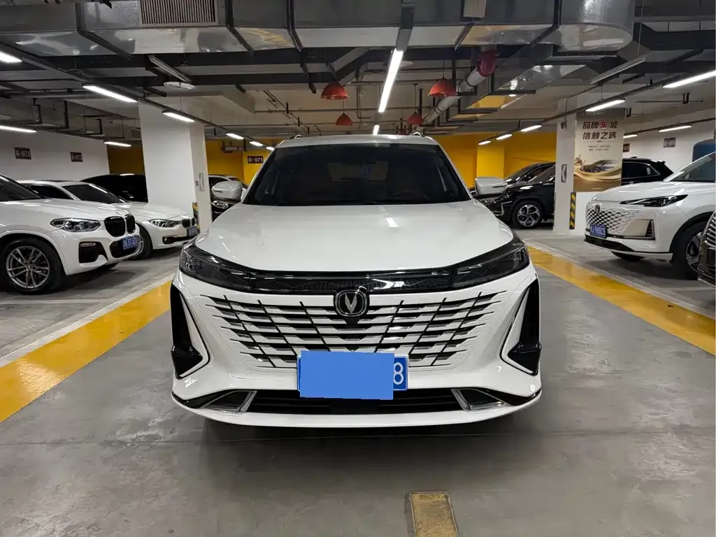 Changan CS75PLUS — фото 2