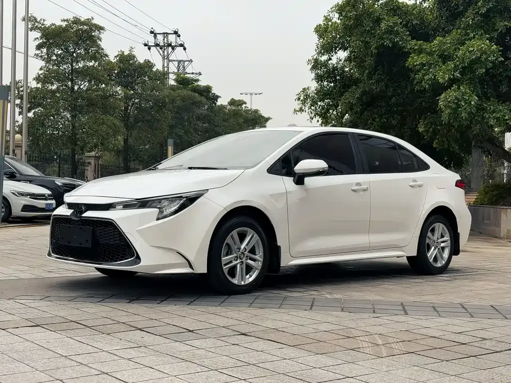 Toyota Levin — фото 1