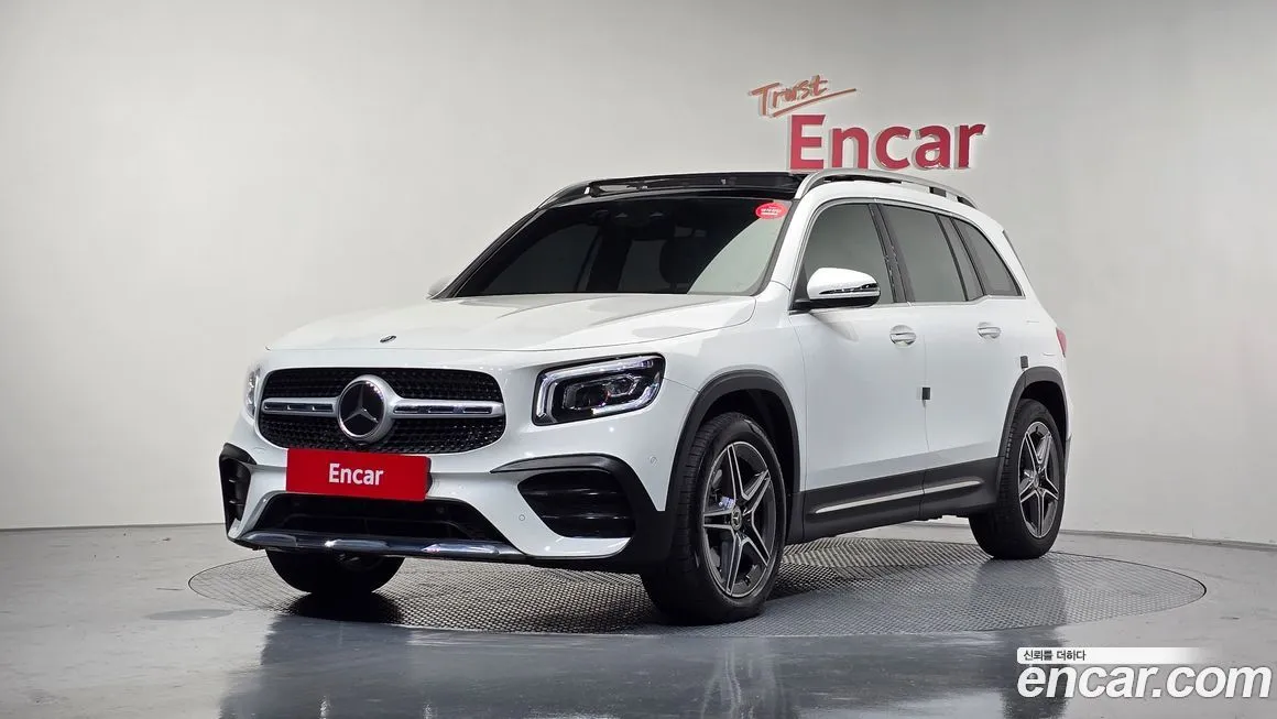 Mercedes-Benz GLB-Class — фото 1