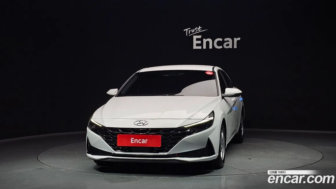 Hyundai AVANTE — фото 3