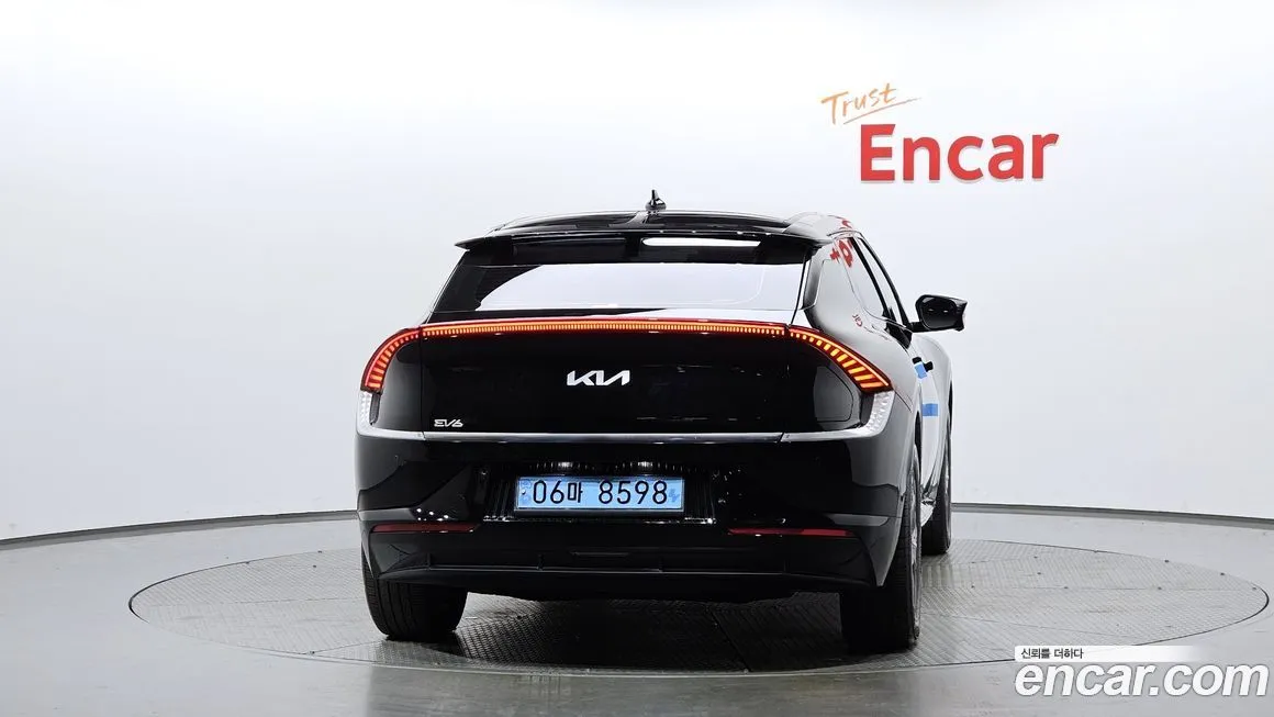 Kia EV6 — фото 4