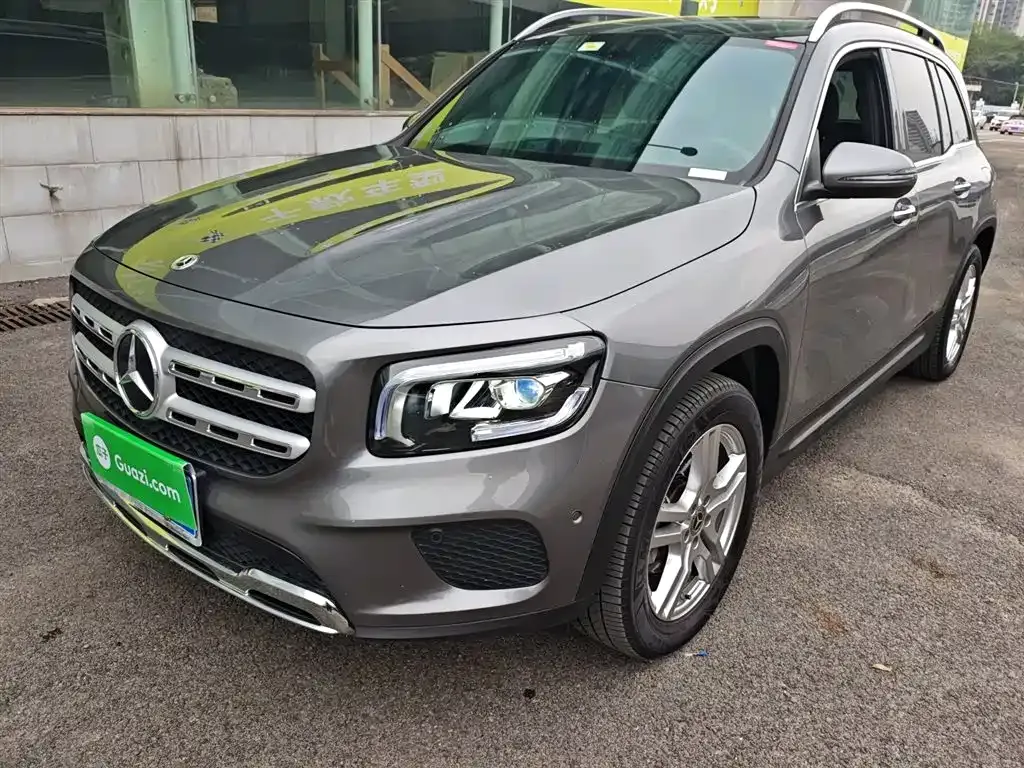 Mercedes-Benz GLB — фото 1