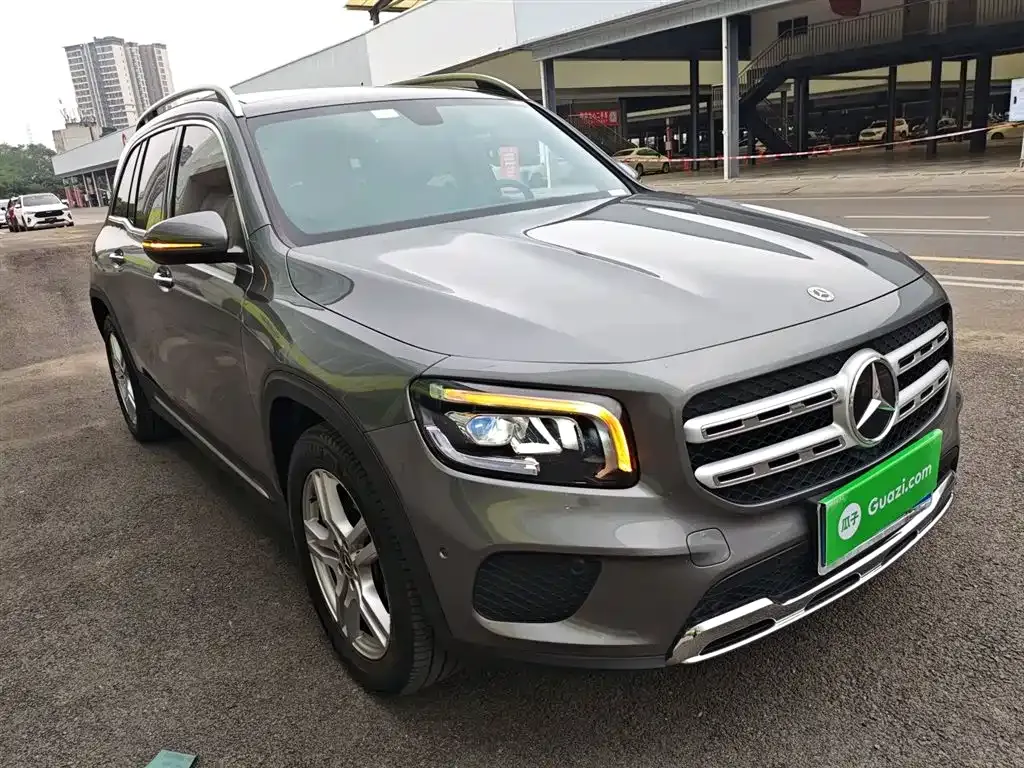 Mercedes-Benz GLB — фото 4