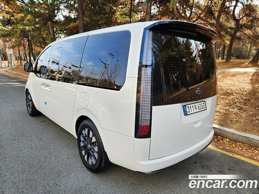 Hyundai Staria — фото 2