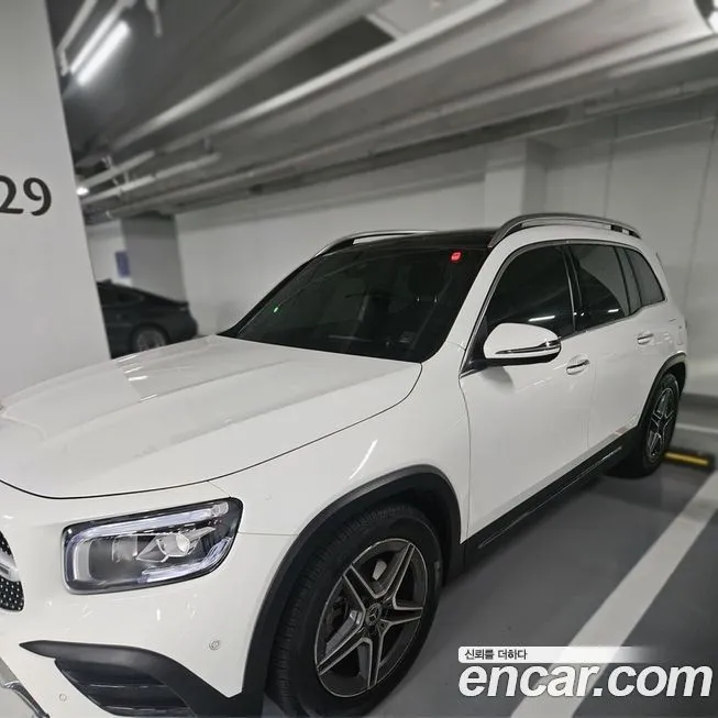 Mercedes-Benz GLB-Class — фото 2