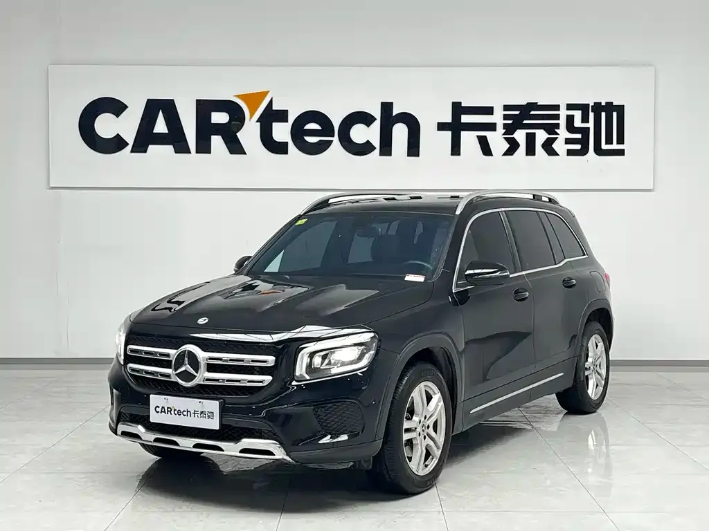 Mercedes-Benz GLB — фото 1