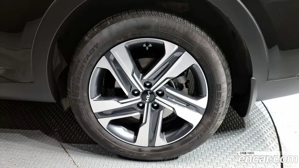 Kia Sorento — фото 5