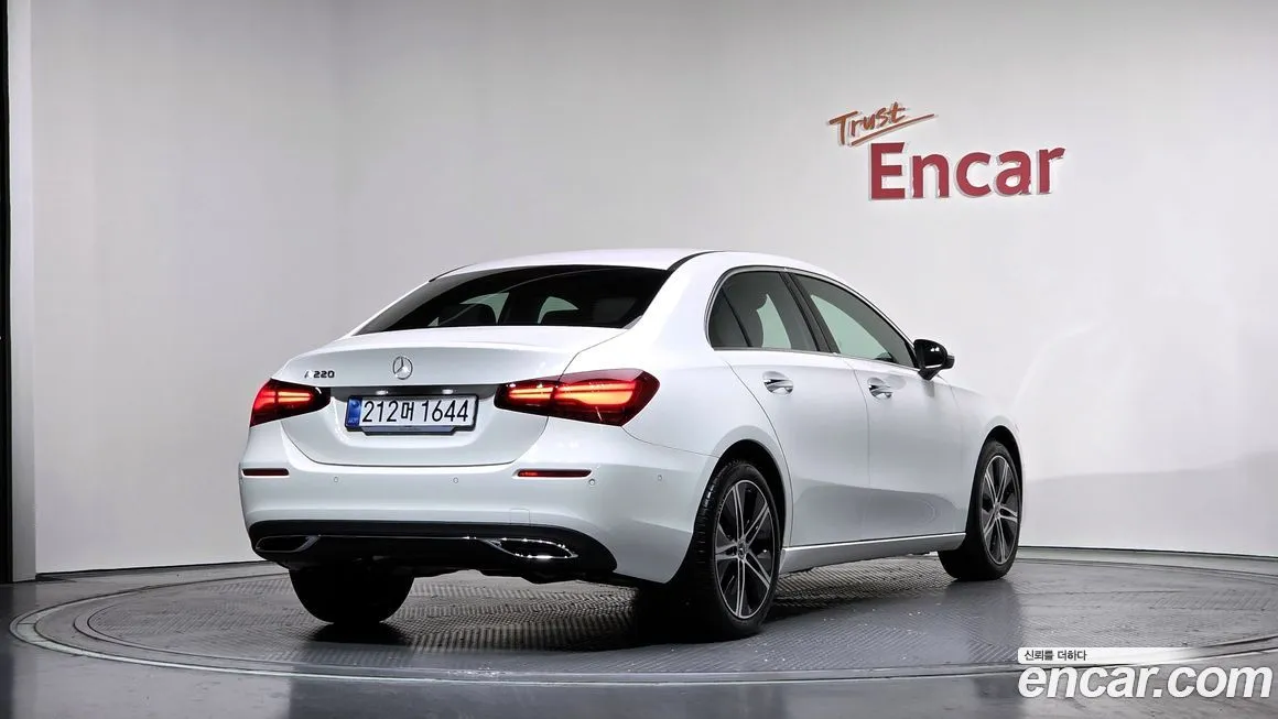 Mercedes-Benz A-Class — фото 2
