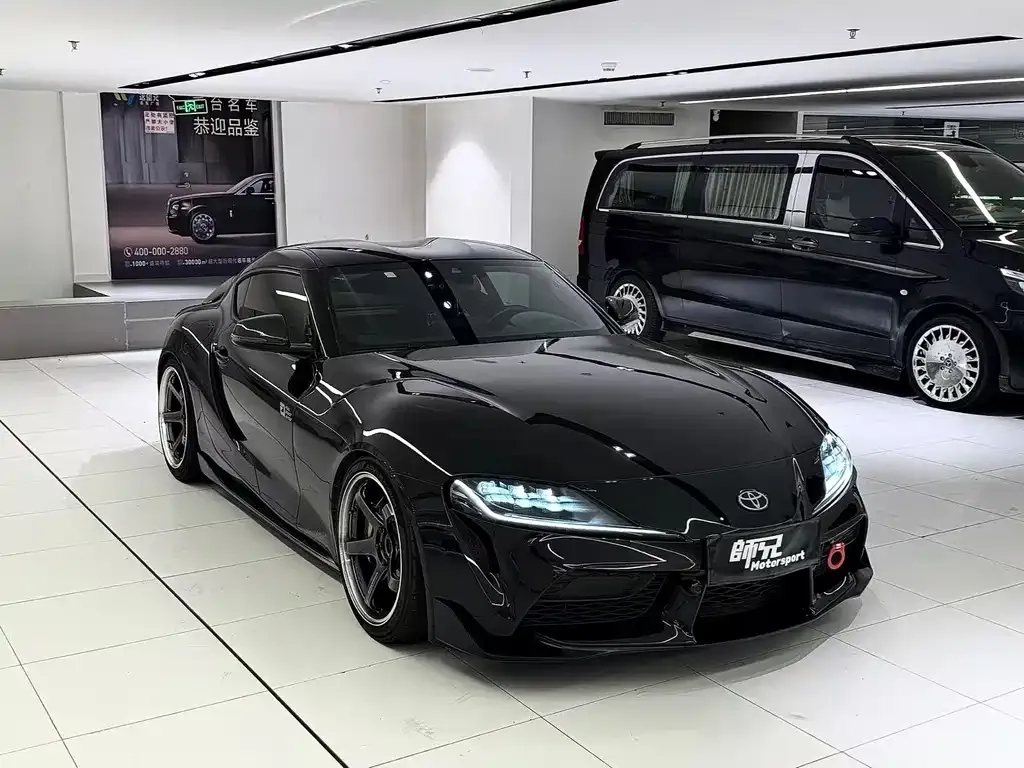 Toyota Supra — фото 1