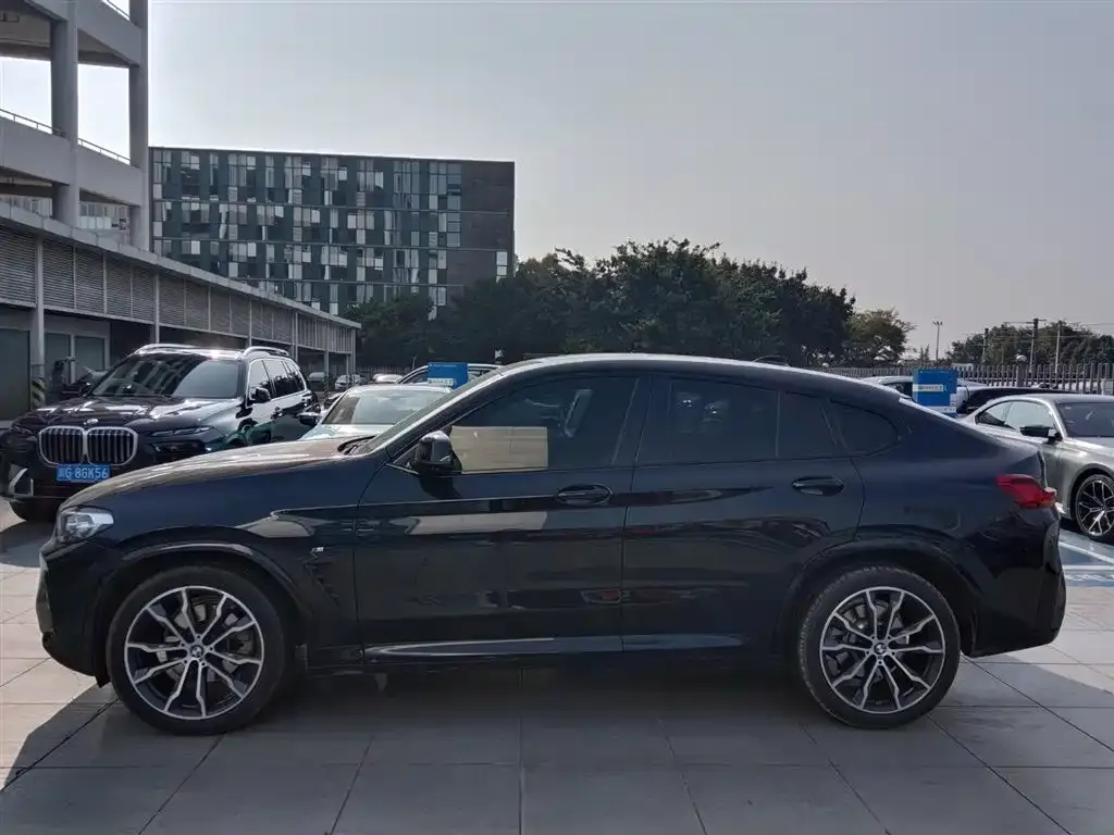 BMW X4 — фото 3
