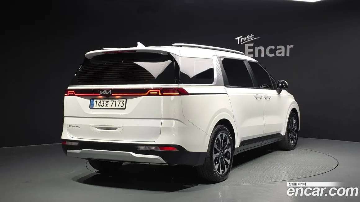 Kia Carnival — фото 2