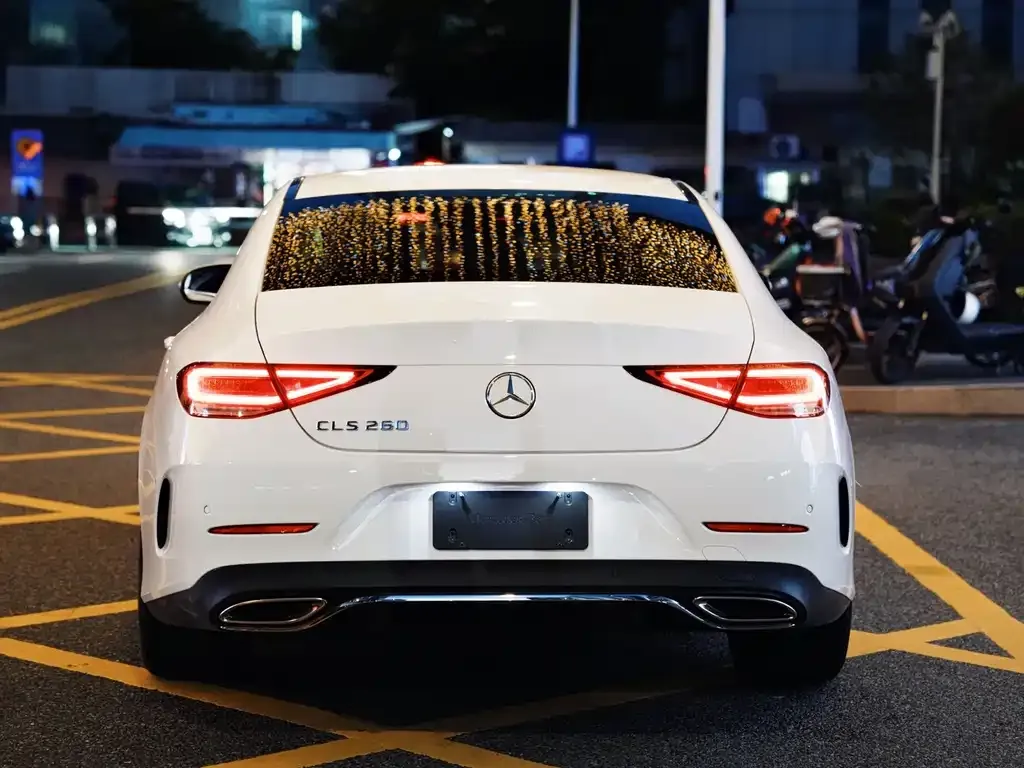 Mercedes-Benz CLS — фото 5