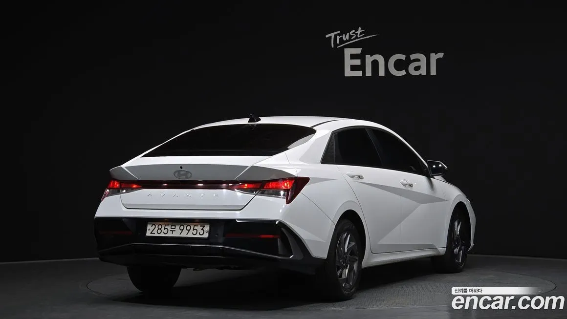 Hyundai AVANTE — фото 2