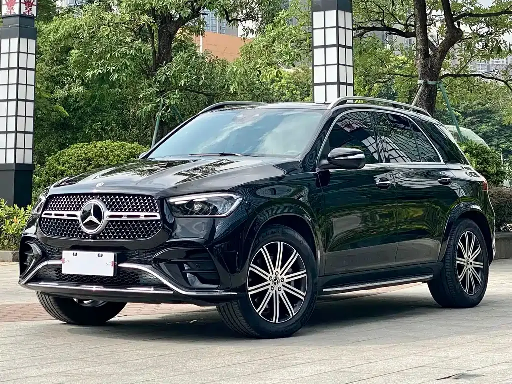 Mercedes-Benz GLE — фото 1