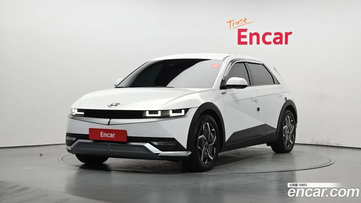 Hyundai Ioniq5 — фото 1