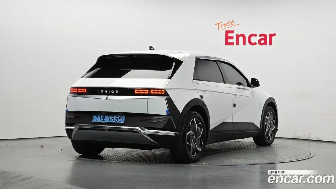 Hyundai Ioniq5 — фото 2