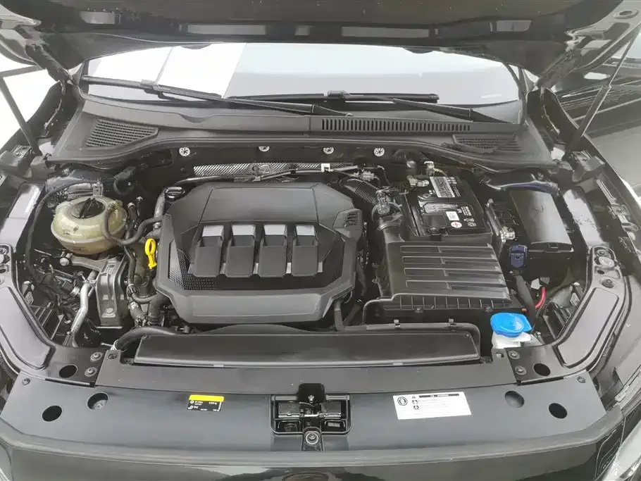 Volkswagen Passat — фото 10