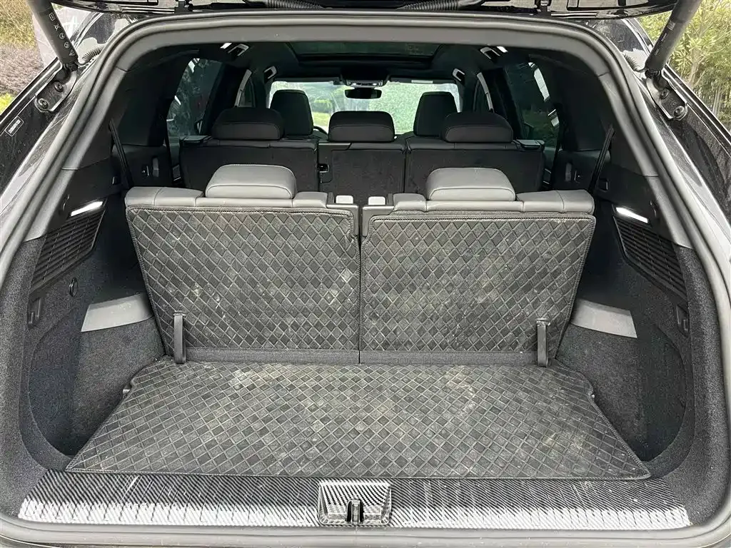 Audi Q5 e-tron — фото 9