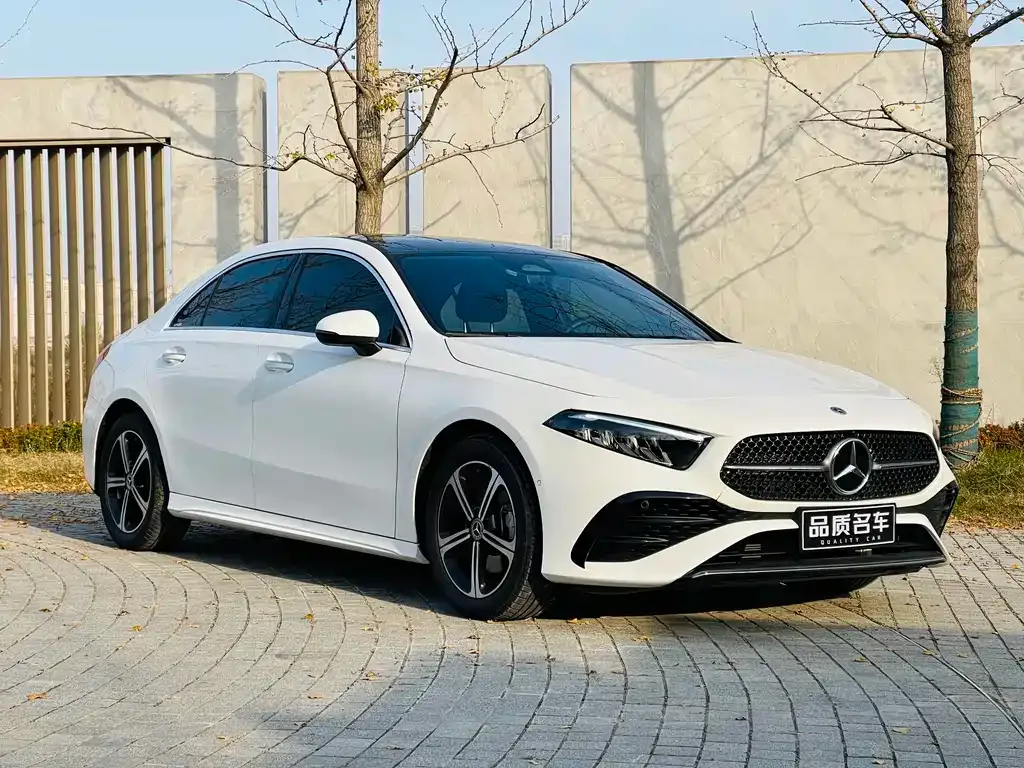 Mercedes-Benz A-Class — фото 3