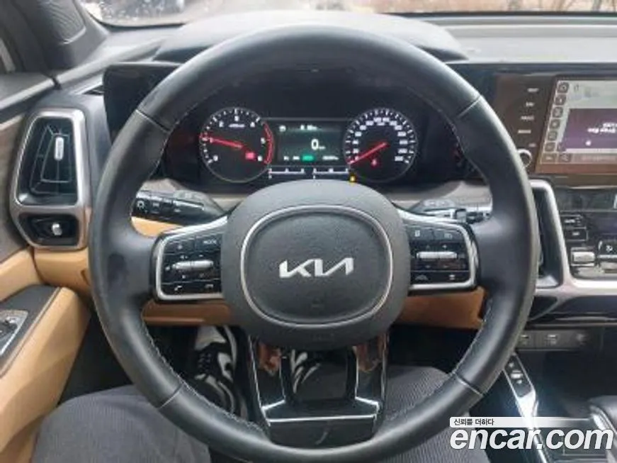 Kia Sorento — фото 8