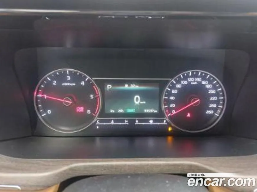 Kia Sorento — фото 9