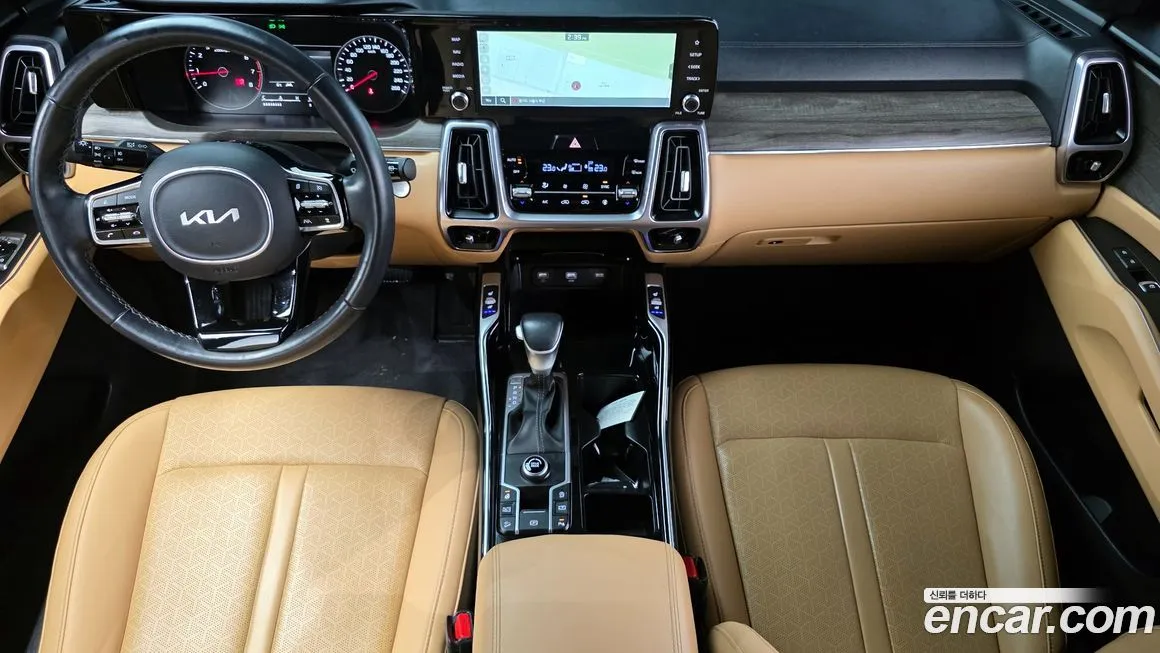 Kia Sorento — фото 7