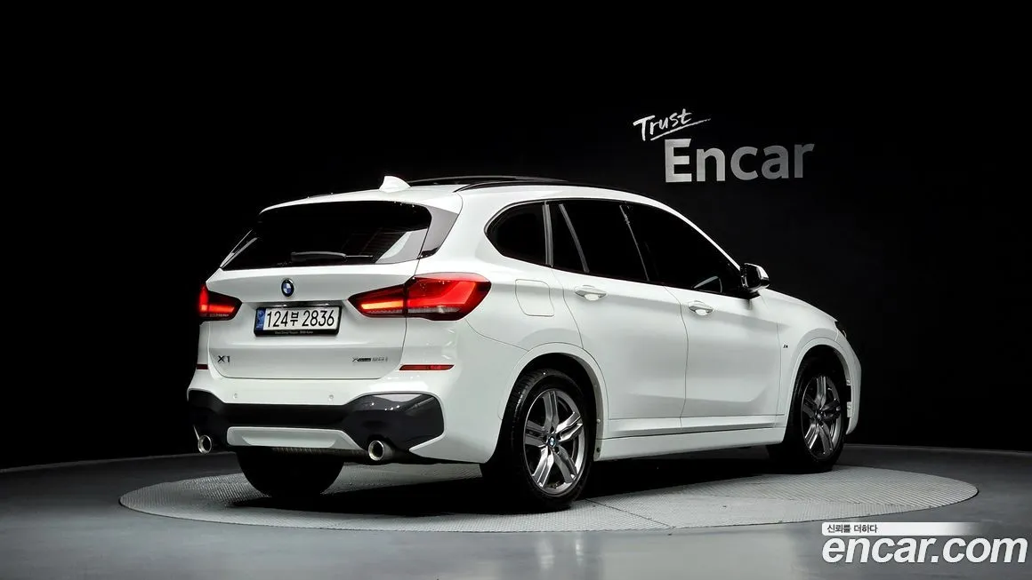 BMW X1 — фото 2