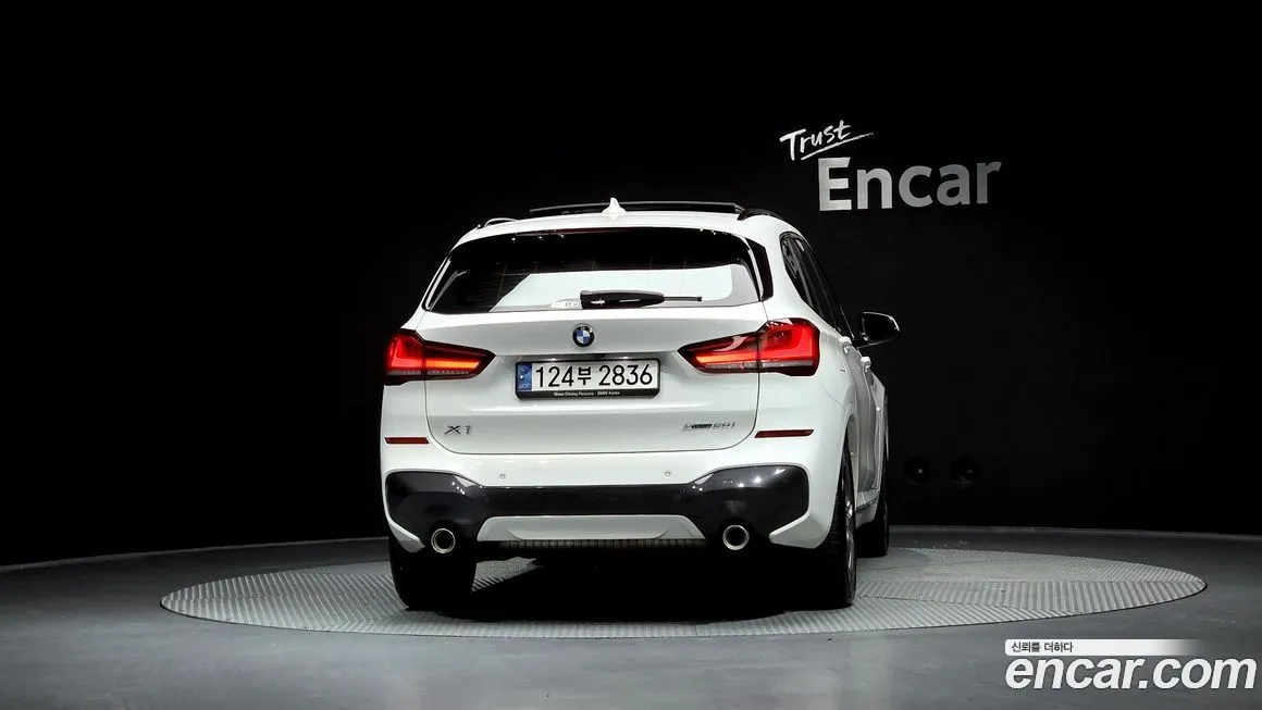 BMW X1 — фото 4