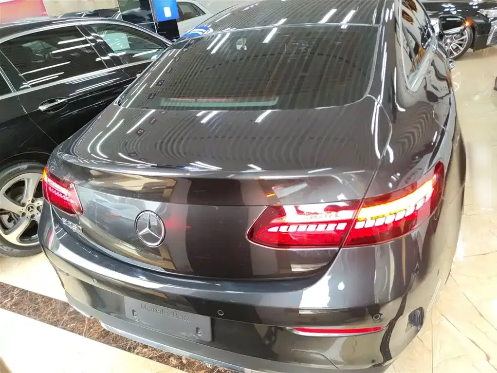 Mercedes-Benz E-Class (Import) — фото 6