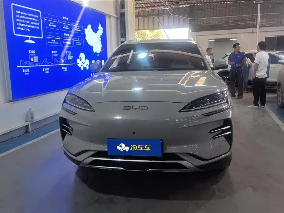 BYD PLUS New Energy — фото 2