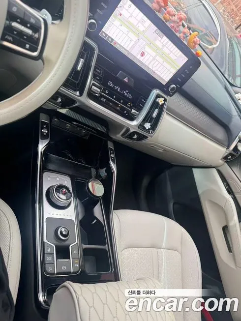 Kia Sorento — фото 8