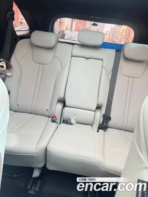 Kia Sorento — фото 9