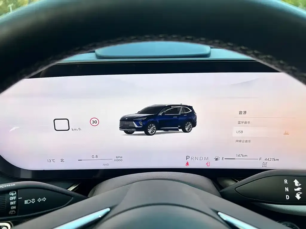 Buick Envision Plus — фото 8