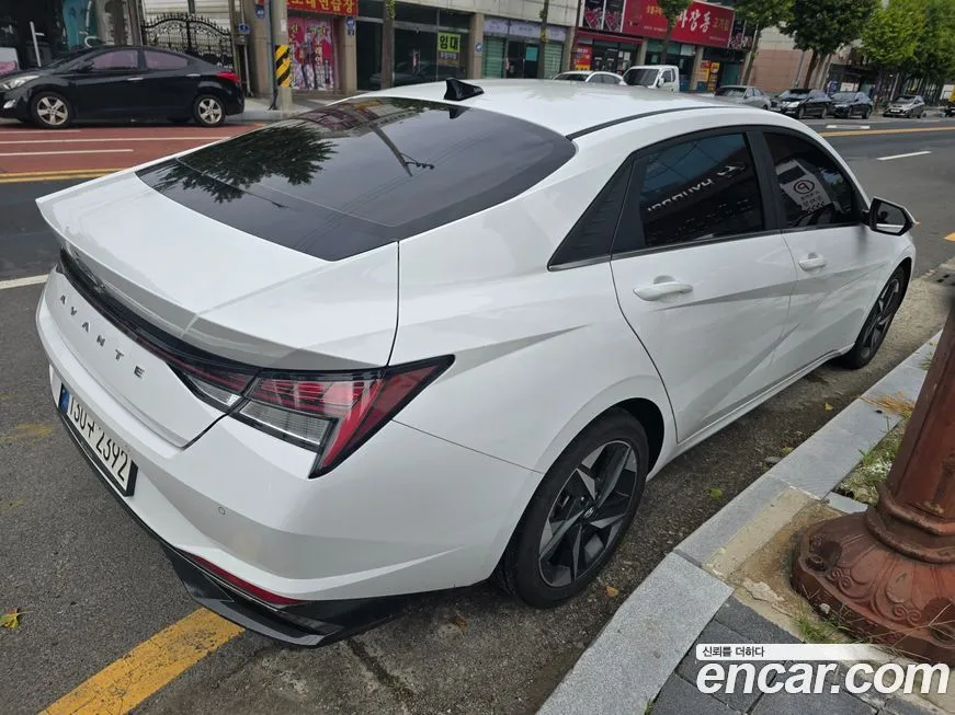 Hyundai AVANTE — фото 2